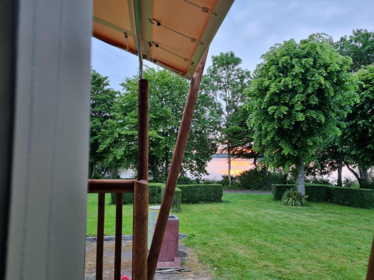 Camping Les Rives Du Lac Bois Morin Dış mekan fotoğraf